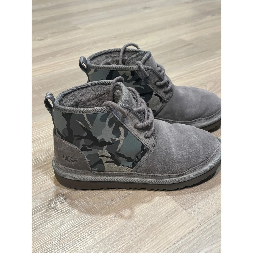 UGG Neumel Camo Grey Suede Lace Up Boots Kids Size 5 1116132K